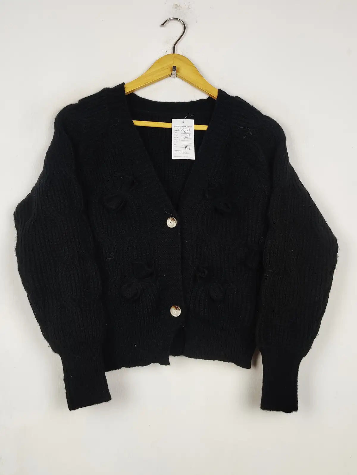 Buy online pre-used pre-loved 100% authentic & Original branded Shein (LS-18831) available in Pakistan. Top international brands avilable.