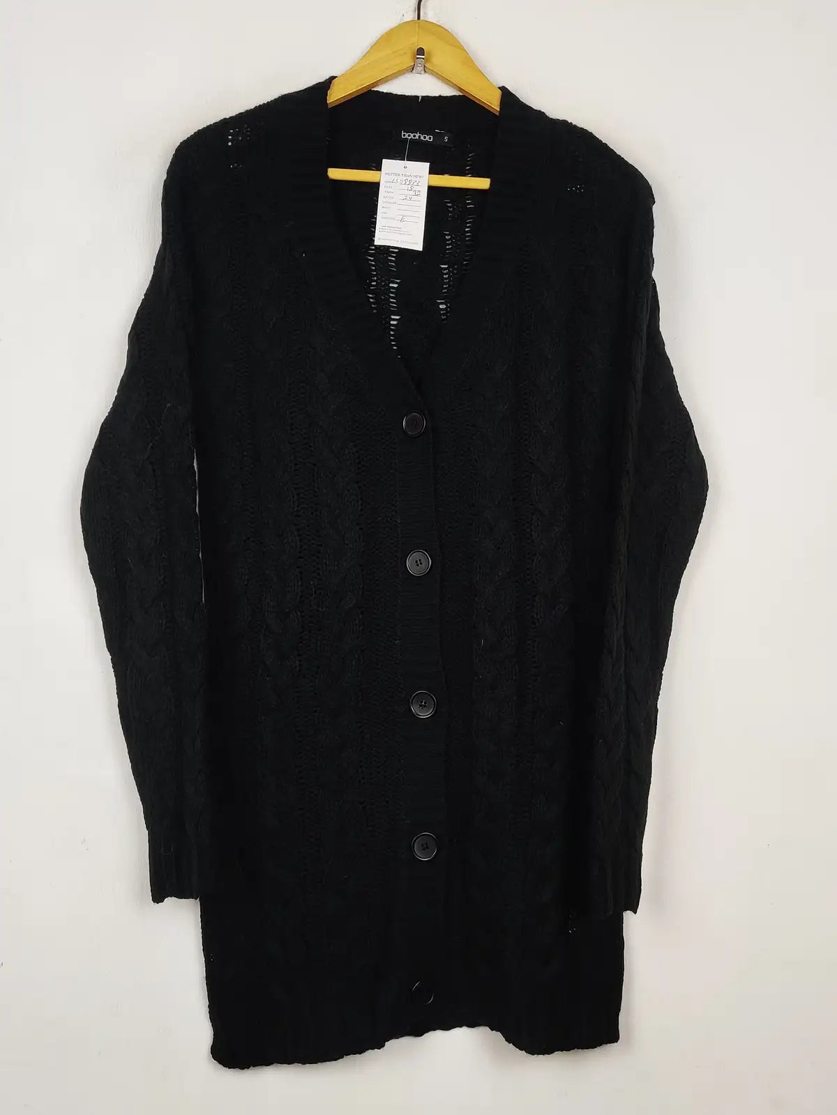 Buy online pre-used pre-loved 100% authentic & Original branded Boohoo (LS-18833) available in Pakistan. Top international brands avilable.
