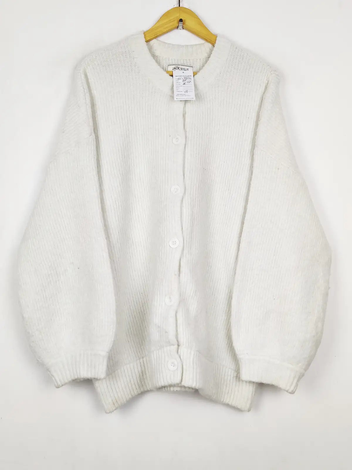 Buy online pre-used pre-loved 100% authentic & Original branded Jack Wills (LS-18836) available in Pakistan. Top international brands avilable.