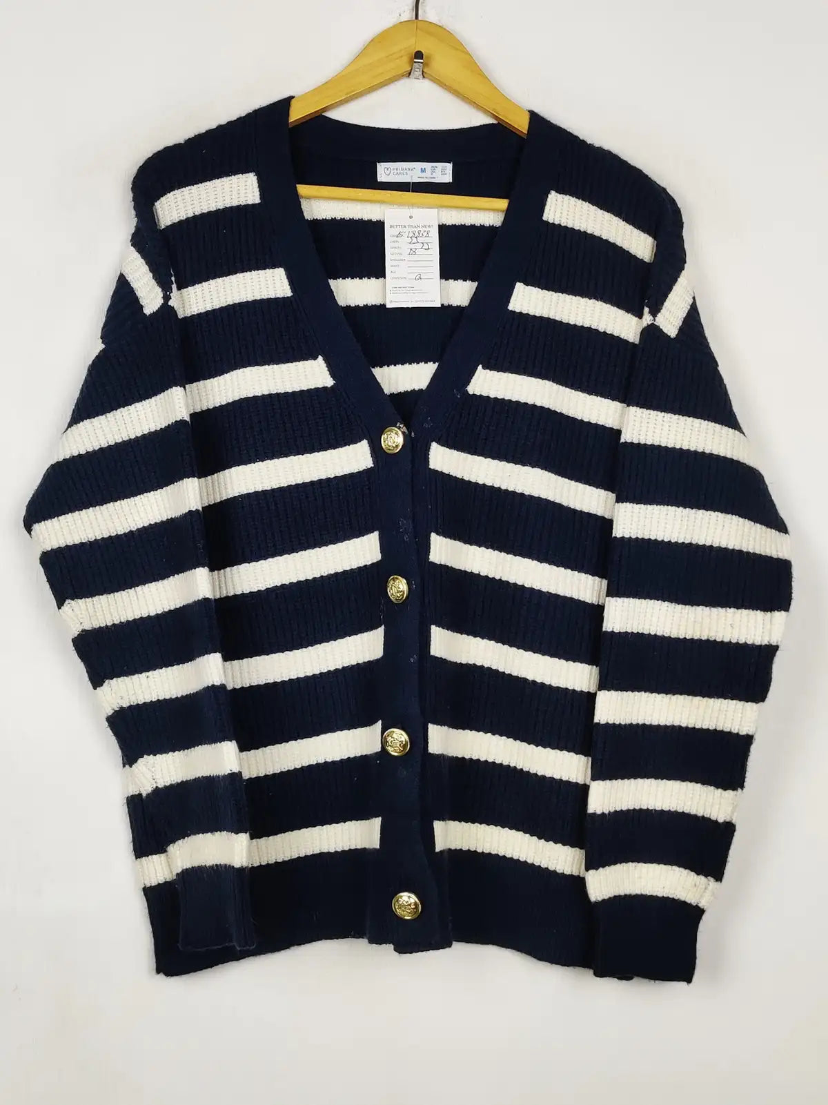 Buy online pre-used pre-loved 100% authentic & Original branded Primark (LS-18838) available in Pakistan. Top international brands avilable.