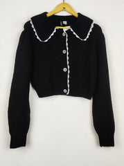 Buy online pre-used pre-loved 100% authentic & Original branded H&M (LS-18844) available in Pakistan. Top international brands avilable.