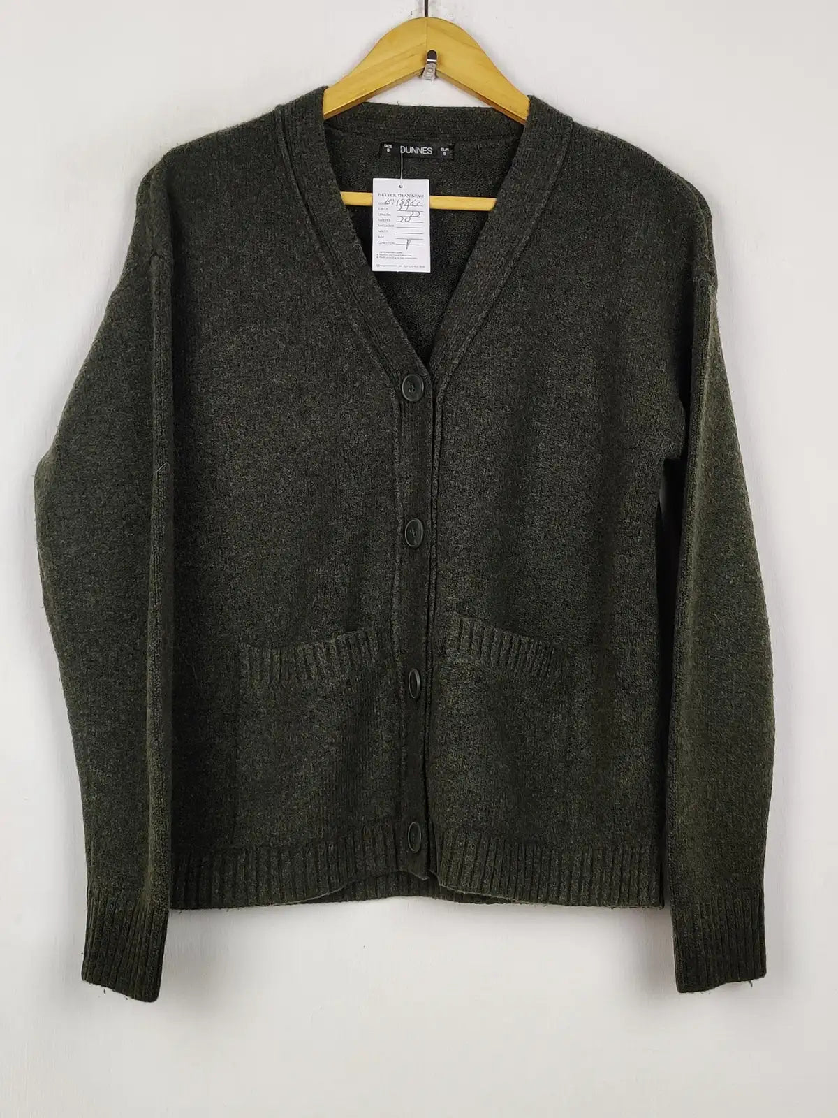 Buy online pre-used pre-loved 100% authentic & Original branded Dunnes Stores (LS-18863) available in Pakistan. Top international brands avilable.