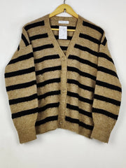 Buy online pre-used pre-loved 100% authentic & Original branded Primark (LS-18866) available in Pakistan. Top international brands avilable.