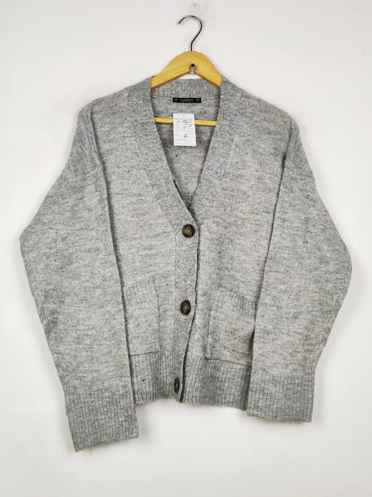 Buy online pre-used pre-loved 100% authentic & Original branded Dunnes Stores (LS-18868) available in Pakistan. Top international brands avilable.