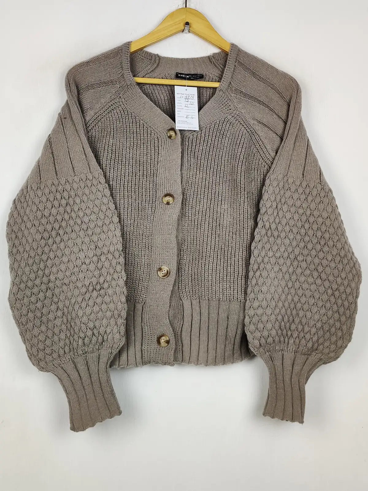 Buy online pre-used pre-loved 100% authentic & Original branded Shein (LS-18878) available in Pakistan. Top international brands avilable.