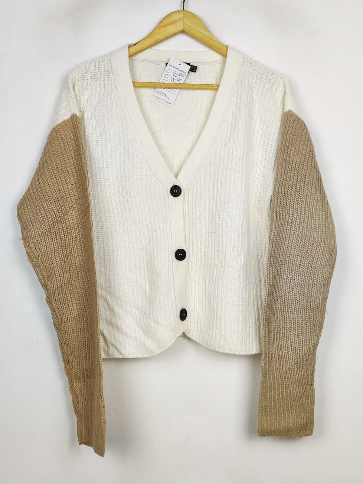 Buy online pre-used pre-loved 100% authentic & Original branded Prettylittlething (LS-18898) available in Pakistan. Top international brands avilable.