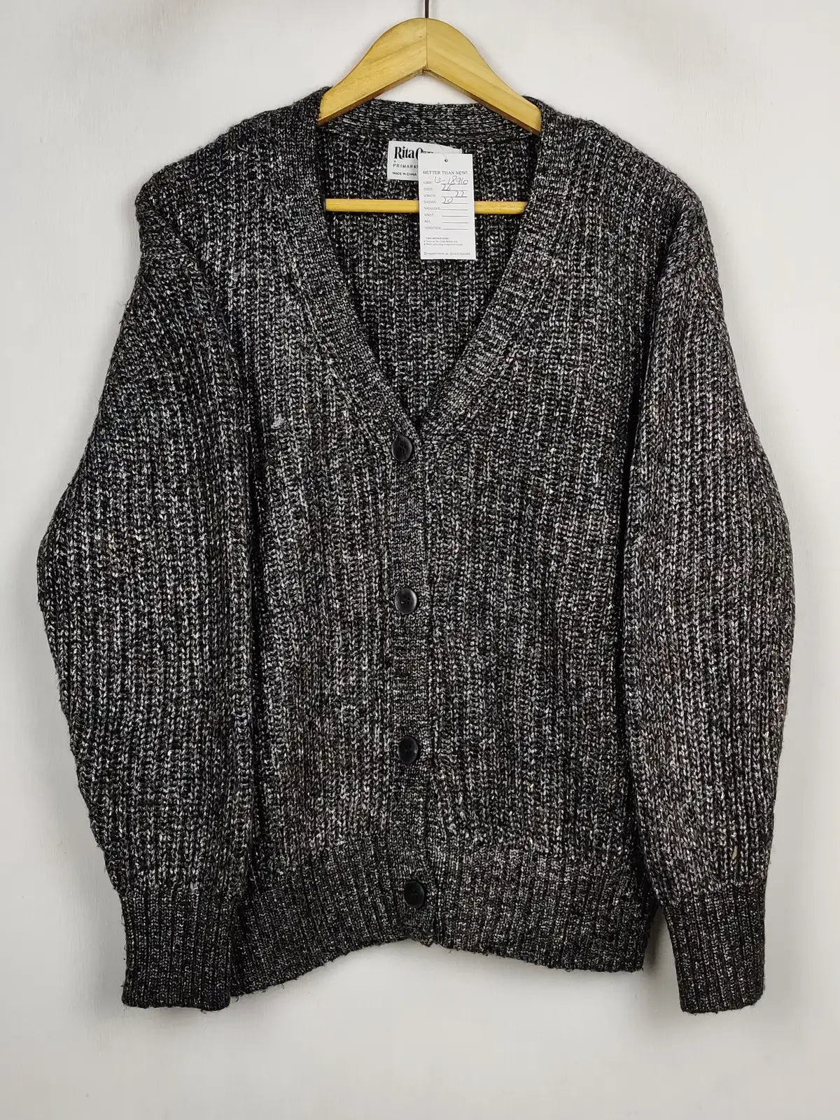 Buy online pre-used pre-loved 100% authentic & Original branded Primark (LS-18910) available in Pakistan. Top international brands avilable.