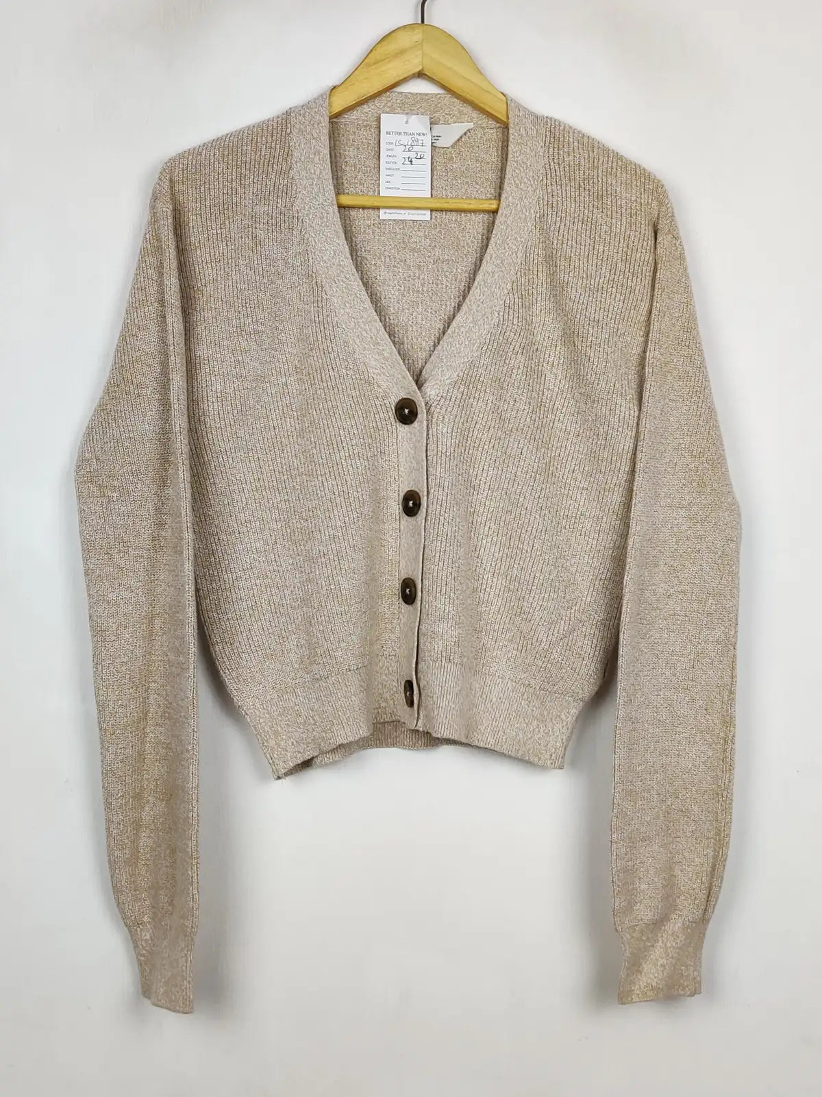 Buy online pre-used pre-loved 100% authentic & Original branded H&M (LS-18917) available in Pakistan. Top international brands avilable.
