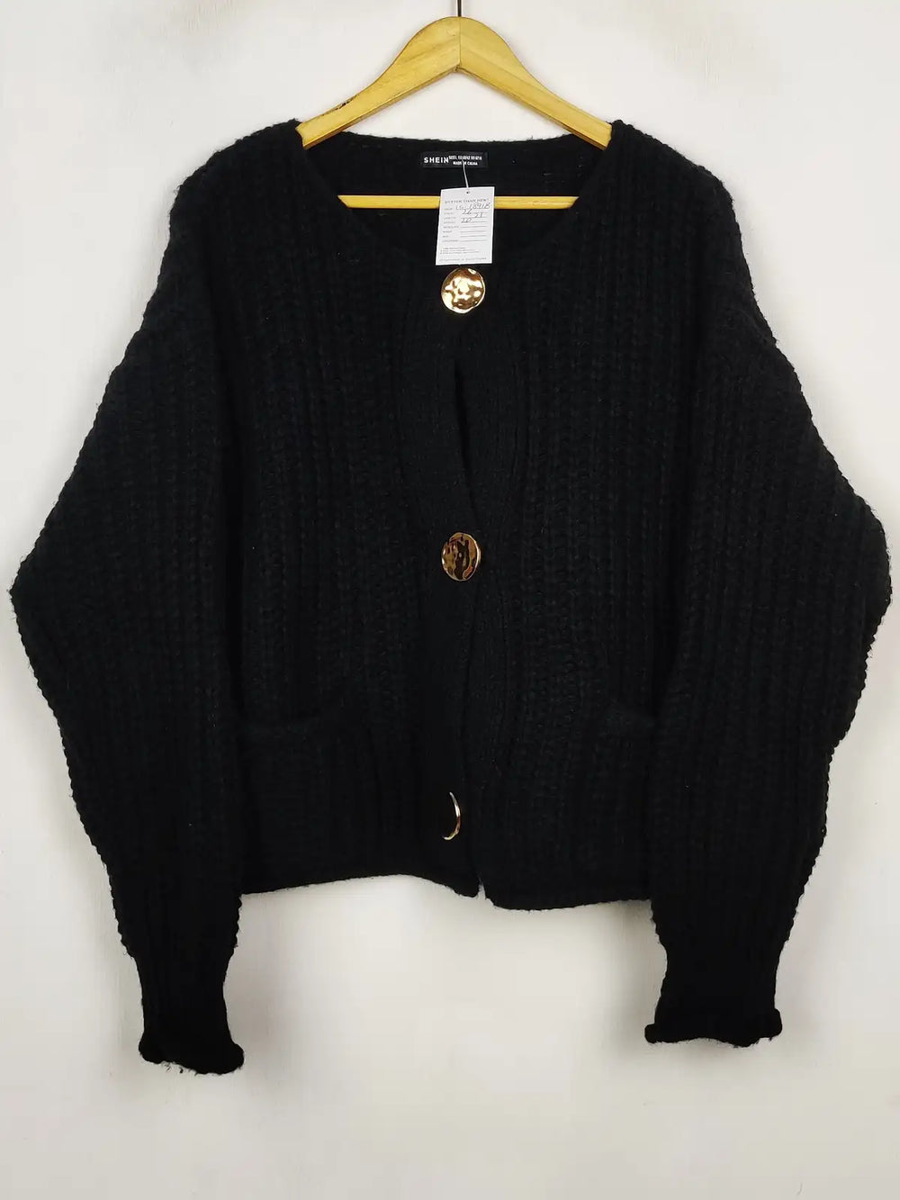 Buy online pre-used pre-loved 100% authentic & Original branded Shein (LS-18918) available in Pakistan. Top international brands avilable.