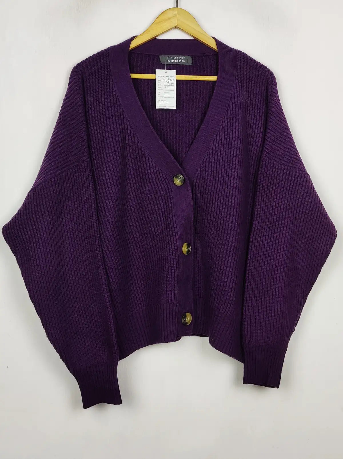 Buy online pre-used pre-loved 100% authentic & Original branded Primark (LS-18926) available in Pakistan. Top international brands avilable.