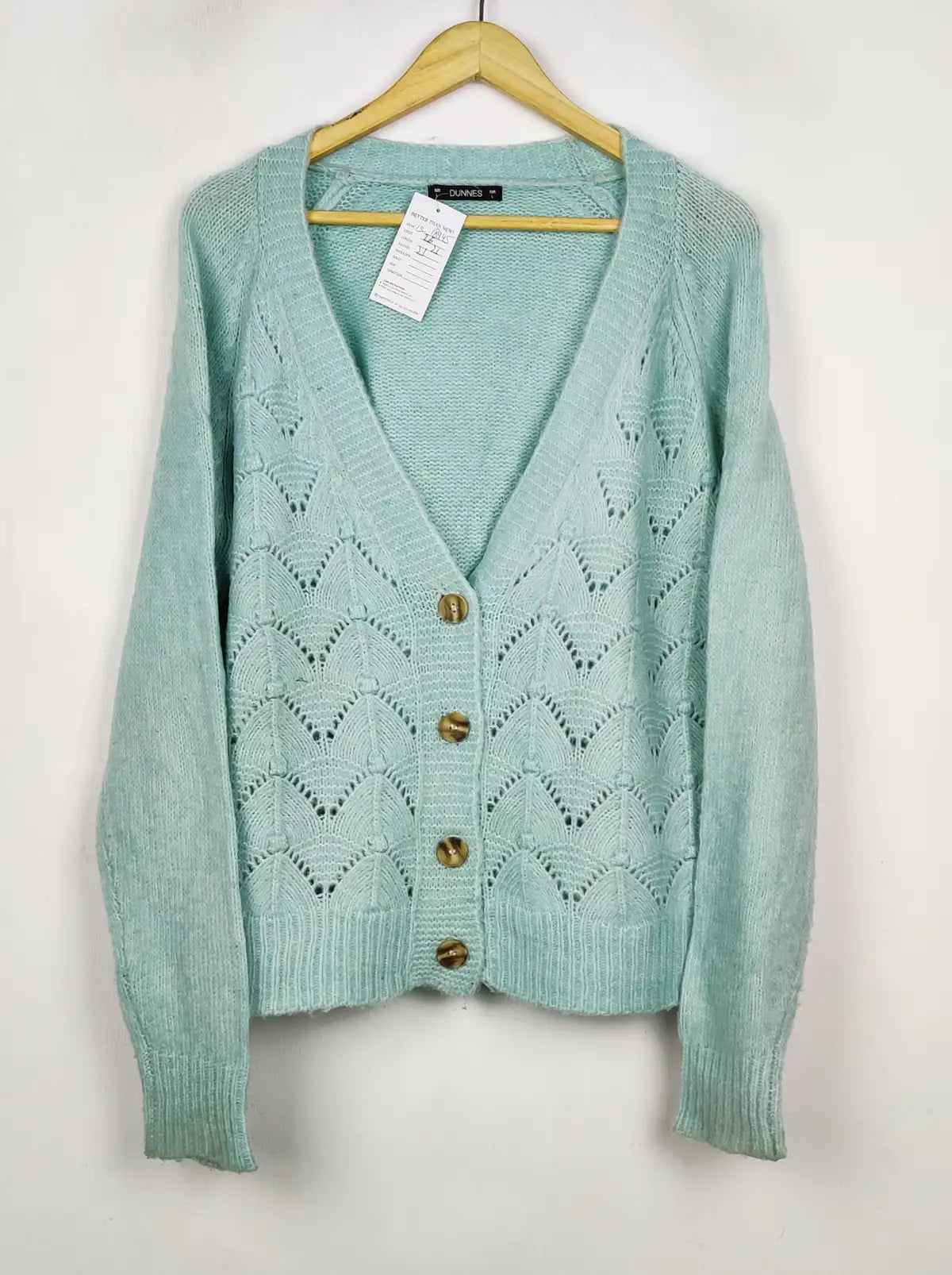 Buy online pre-used pre-loved 100% authentic & Original branded Dunnes Stores (LS-18945) available in Pakistan. Top international brands avilable.