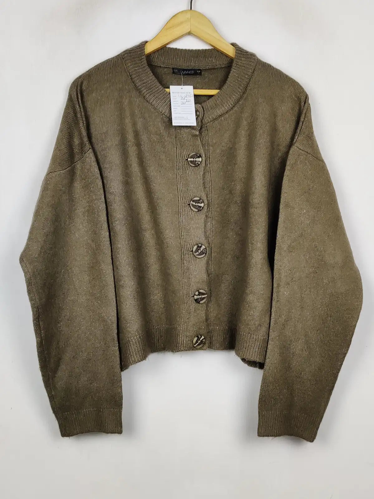 Buy online pre-used pre-loved 100% authentic & Original branded Dunnes Stores (LS-18957) available in Pakistan. Top international brands avilable.