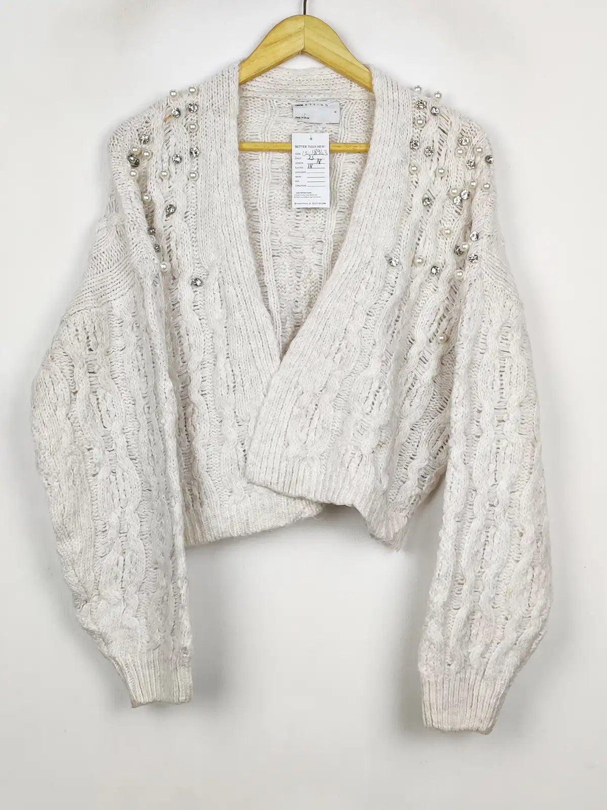 Buy online pre-used pre-loved 100% authentic & Original branded Asos (LS-18963) available in Pakistan. Top international brands avilable.