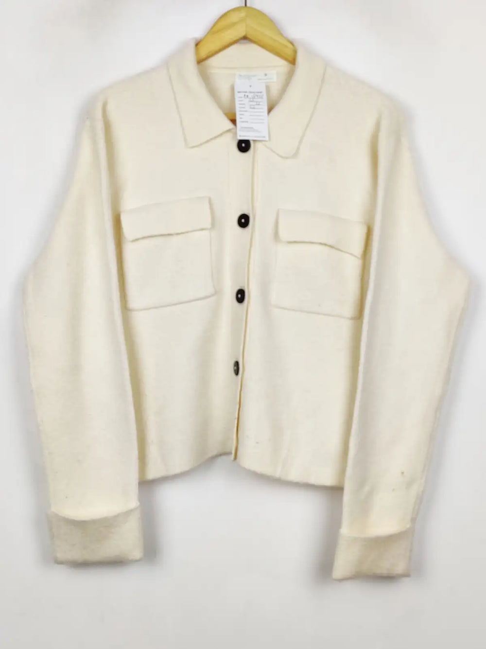 Buy online pre-used pre-loved 100% authentic & Original branded Primark (LS-18972) available in Pakistan. Top international brands avilable.