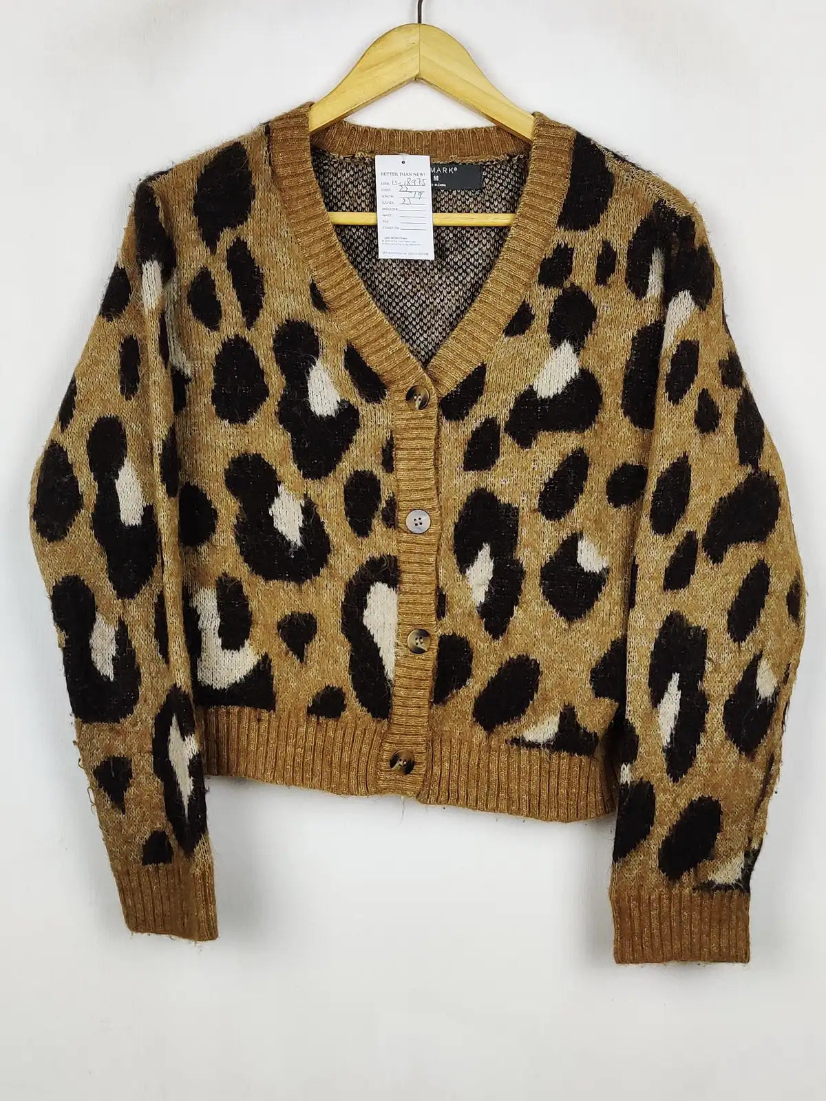 Buy online pre-used pre-loved 100% authentic & Original branded Primark (LS-18975) available in Pakistan. Top international brands avilable.