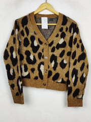 Buy online pre-used pre-loved 100% authentic & Original branded Primark (LS-18975) available in Pakistan. Top international brands avilable.