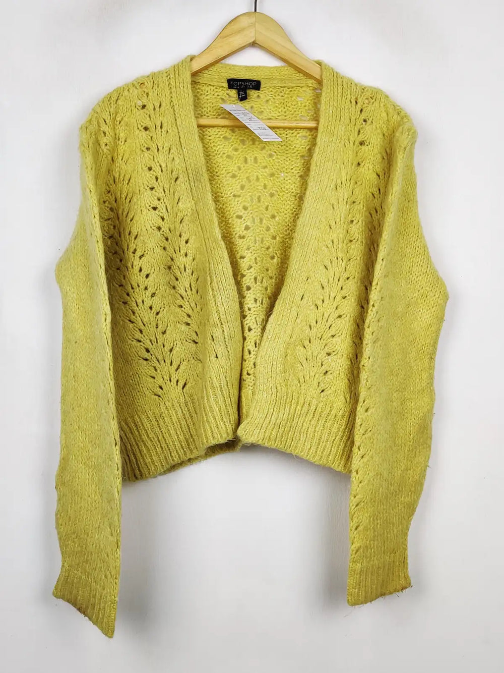 Buy online pre-used pre-loved 100% authentic & Original branded Topshop (LS-18976) available in Pakistan. Top international brands avilable.