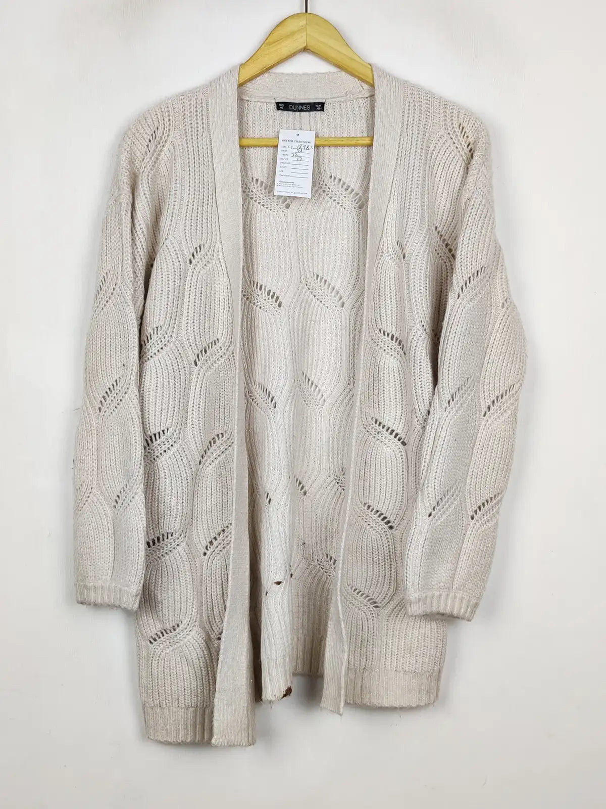Buy online pre-used pre-loved 100% authentic & Original branded Dunnes Stores (LS-18983) available in Pakistan. Top international brands avilable.