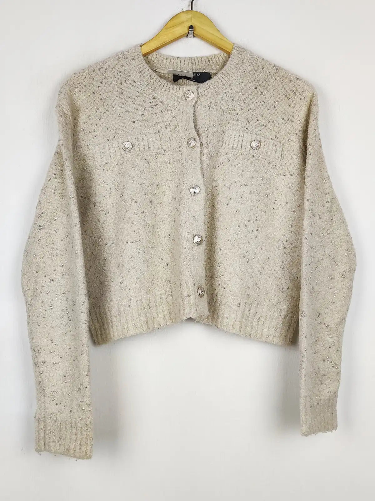 Buy online pre-used pre-loved 100% authentic & Original branded Primark (LS-18993) available in Pakistan. Top international brands avilable.