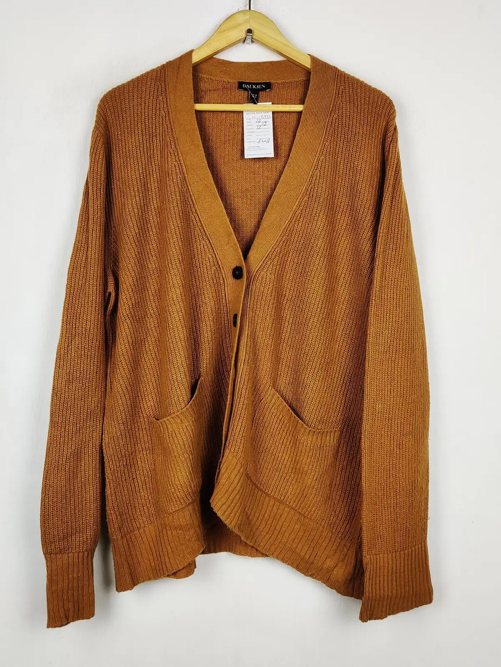 Buy online pre-used pre-loved 100% authentic & Original branded Baukjen (LS-18996) available in Pakistan. Top international brands avilable.