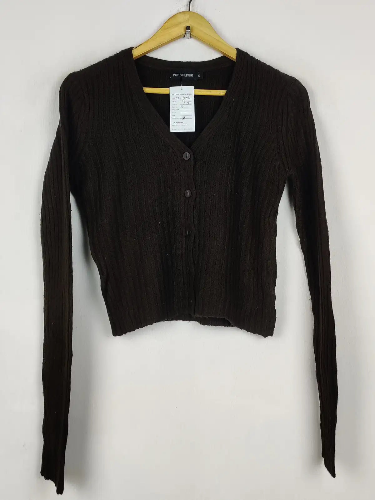 Buy online pre-used pre-loved 100% authentic & Original branded Prettylittlething (LS-19005) available in Pakistan. Top international brands avilable.