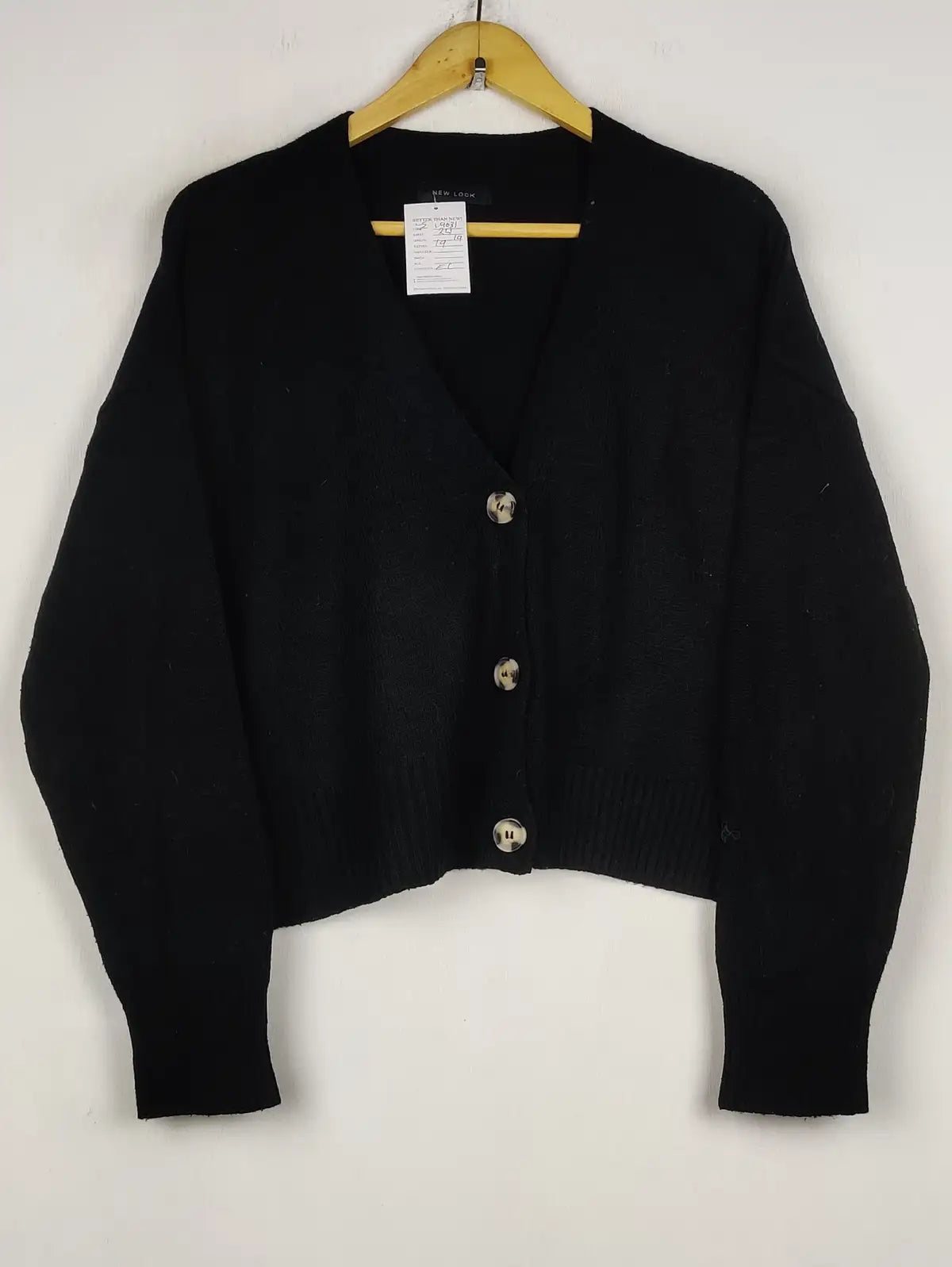 Buy online pre-used pre-loved 100% authentic & Original branded New Look (LS-19031) available in Pakistan. Top international brands avilable.