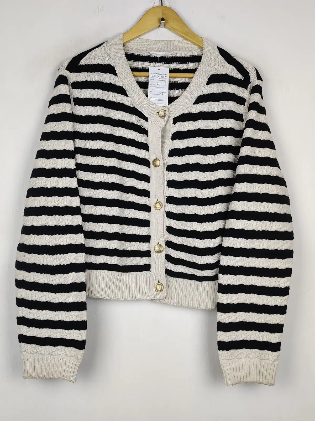 Buy online pre-used pre-loved 100% authentic & Original branded Primark (LS-19054) available in Pakistan. Top international brands avilable.
