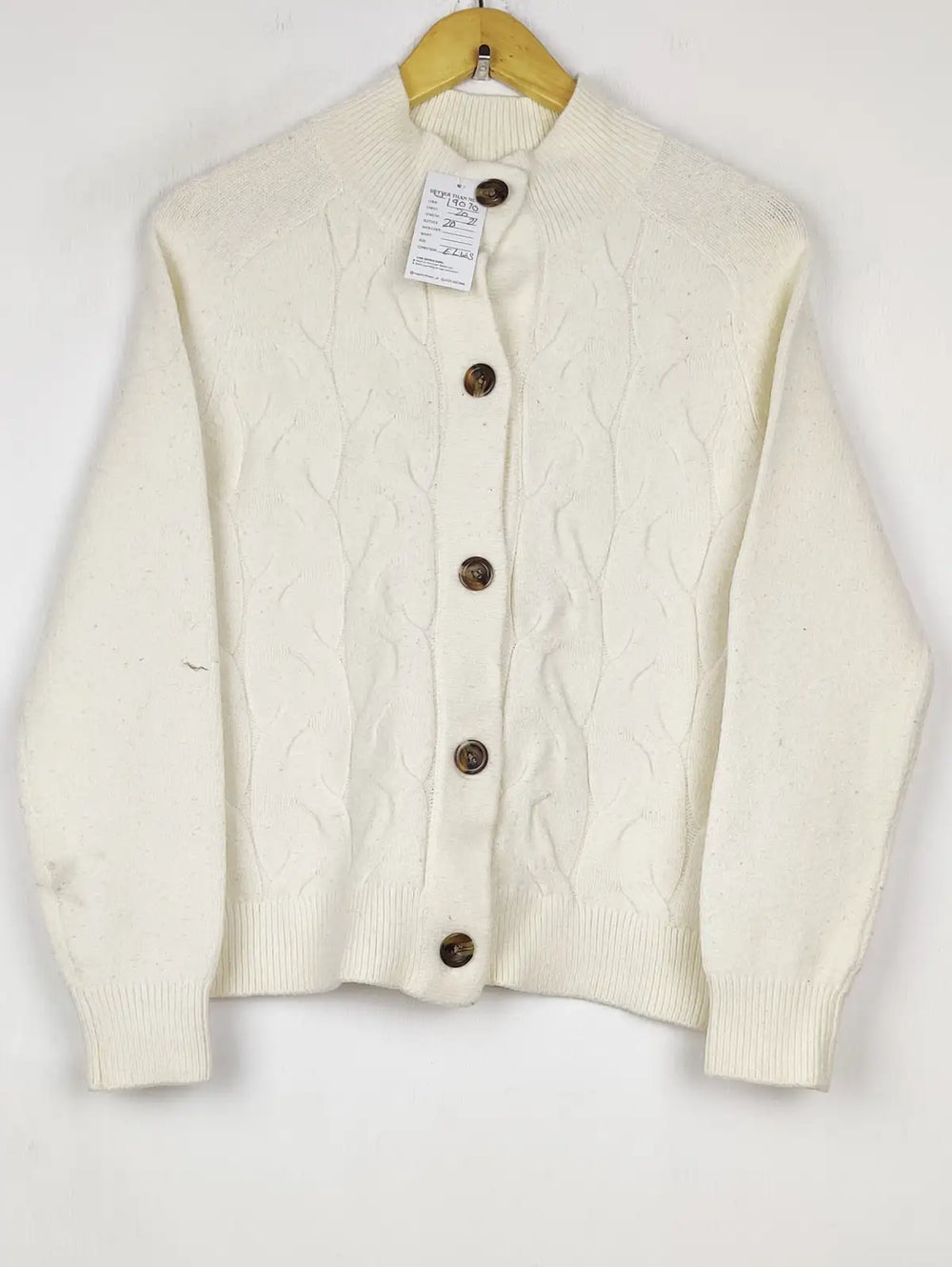 Buy online pre-used pre-loved 100% authentic & Original branded Talbots (LS-19070) available in Pakistan. Top international brands avilable.