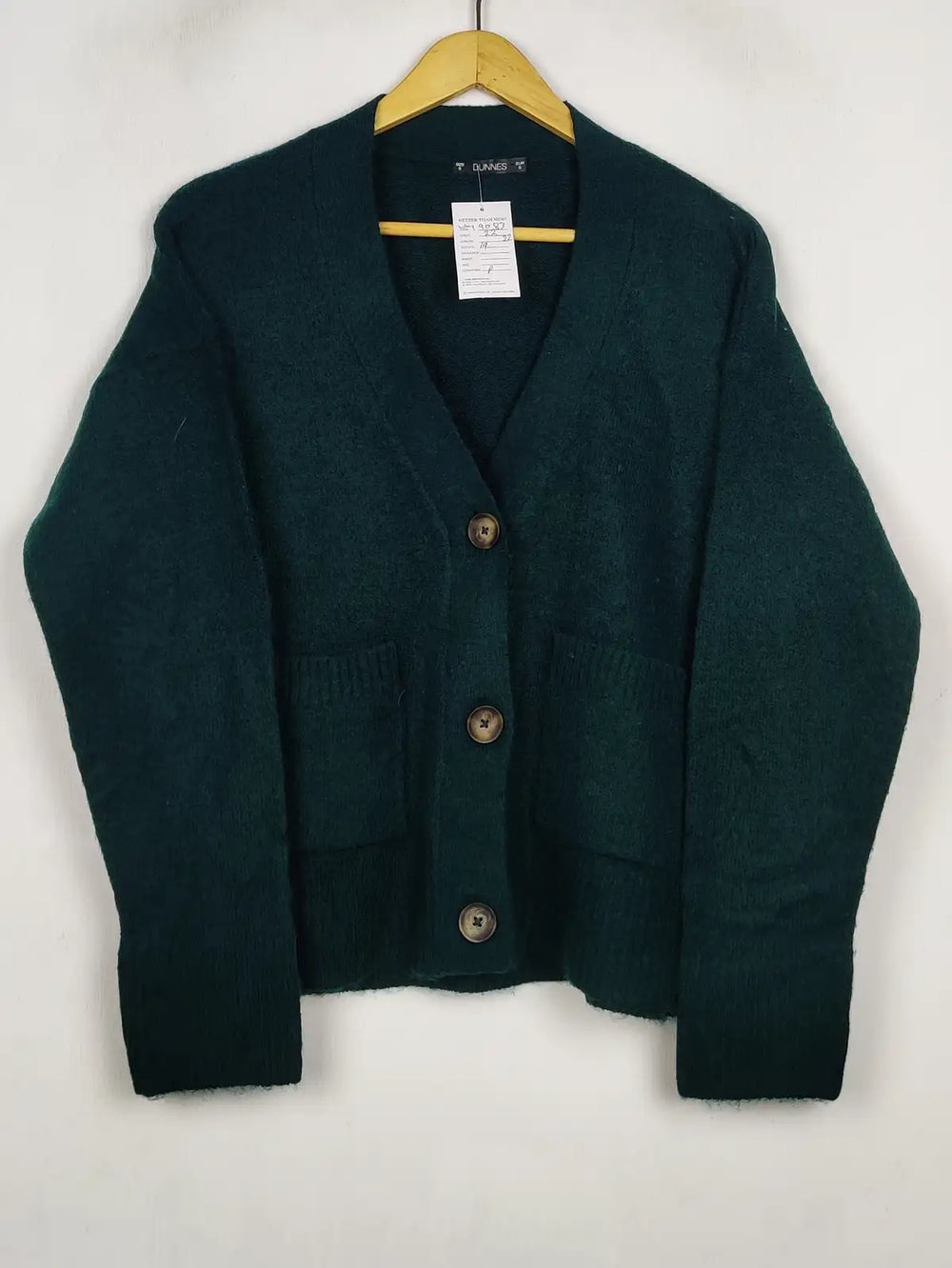 Buy online pre-used pre-loved 100% authentic & Original branded Dunnes Stores (LS-19083) available in Pakistan. Top international brands avilable.