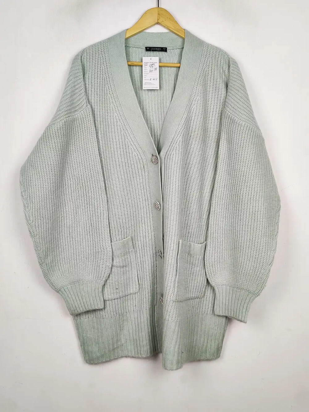 Buy online pre-used pre-loved 100% authentic & Original branded Dunnes Stores (LS-19091) available in Pakistan. Top international brands avilable.