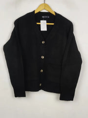 Buy online pre-used pre-loved 100% authentic & Original branded Marks & Spencer (LS-19100) available in Pakistan. Top international brands avilable.