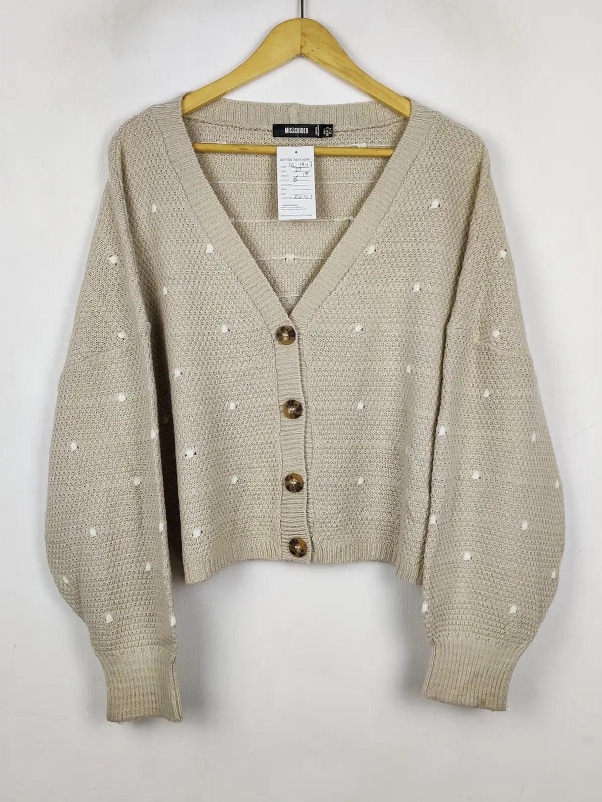 Buy online pre-used pre-loved 100% authentic & Original branded Missguided (LS-19117) available in Pakistan. Top international brands avilable.