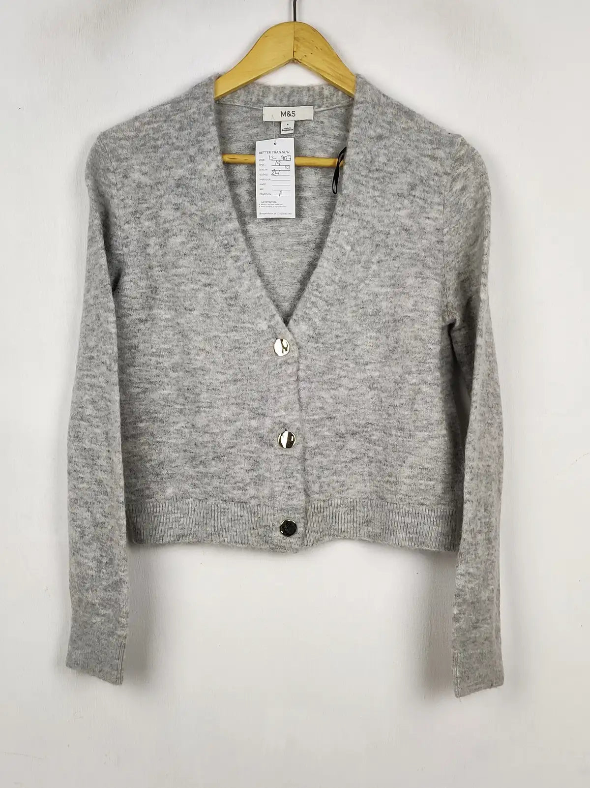 Buy online pre-used pre-loved 100% authentic & Original branded Marks & Spencer (LS-19127) available in Pakistan. Top international brands avilable.