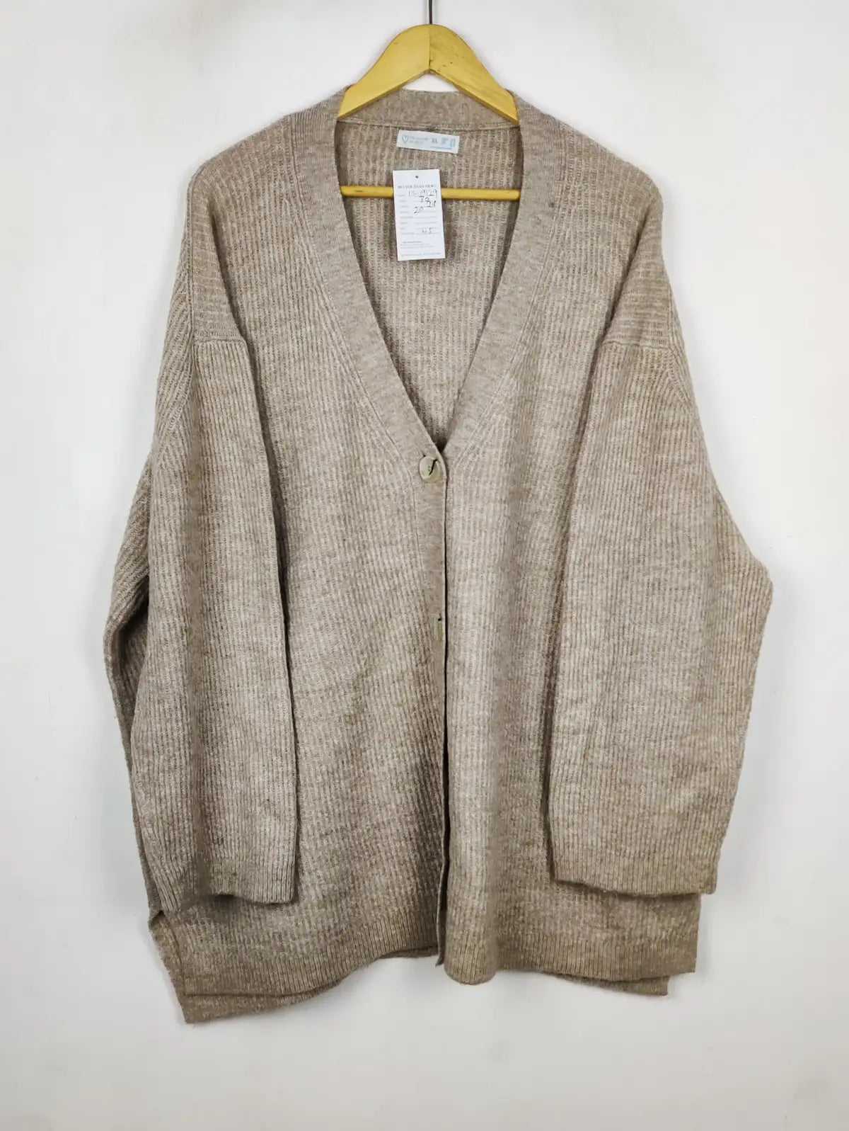 Buy online pre-used pre-loved 100% authentic & Original branded Primark (LS-19129) available in Pakistan. Top international brands avilable.