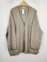 Buy online pre-used pre-loved 100% authentic & Original branded Primark (LS-19129) available in Pakistan. Top international brands avilable.