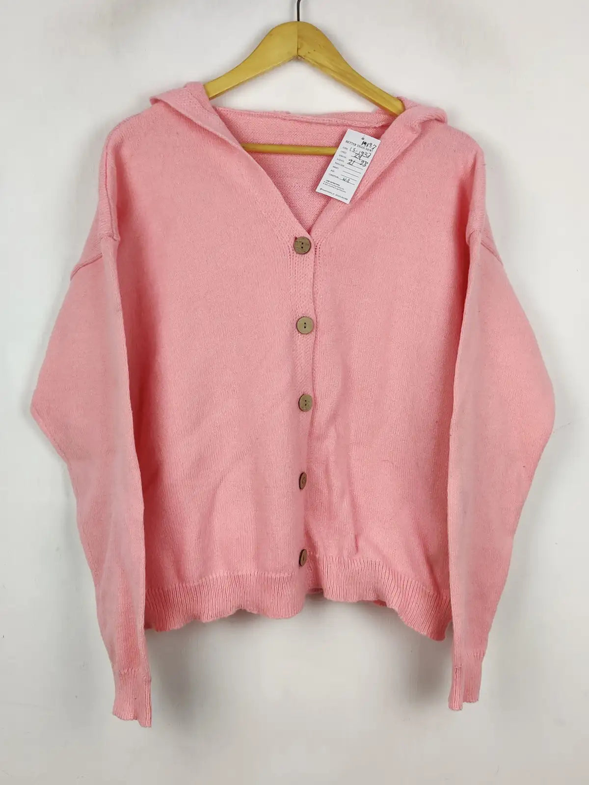 Buy online pre-used pre-loved 100% authentic & Original branded Unknown Brand (LS-19137) available in Pakistan. Top international brands avilable.