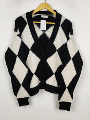 Buy online pre-used pre-loved 100% authentic & Original branded Papaya (LS-19139) available in Pakistan. Top international brands avilable.
