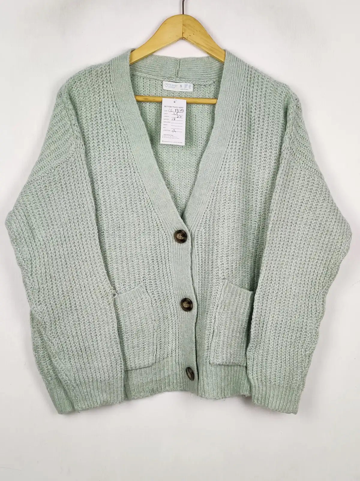Buy online pre-used pre-loved 100% authentic & Original branded Primark (LS-19147) available in Pakistan. Top international brands avilable.