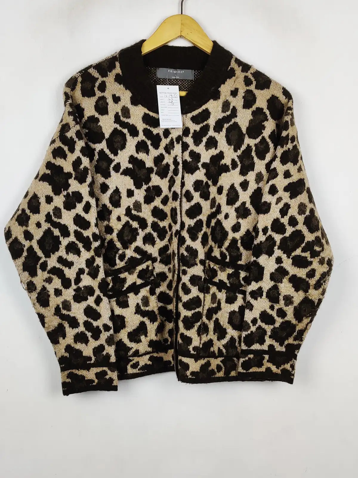 Buy online pre-used pre-loved 100% authentic & Original branded Primark (LS-19155) available in Pakistan. Top international brands avilable.