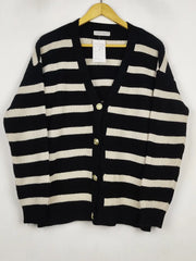 Buy online pre-used pre-loved 100% authentic & Original branded Primark (LS-19170) available in Pakistan. Top international brands avilable.