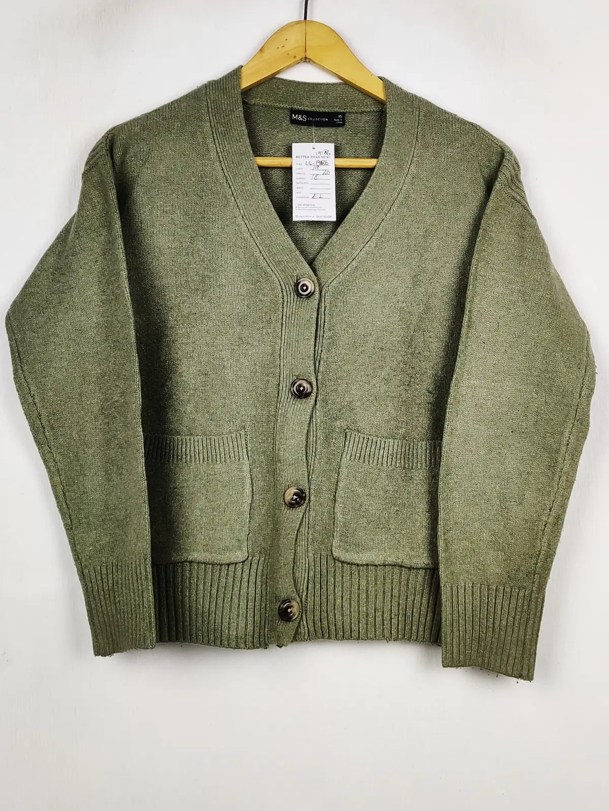 Buy online pre-used pre-loved 100% authentic & Original branded Marks & Spencer (LS-19186) available in Pakistan. Top international brands avilable.