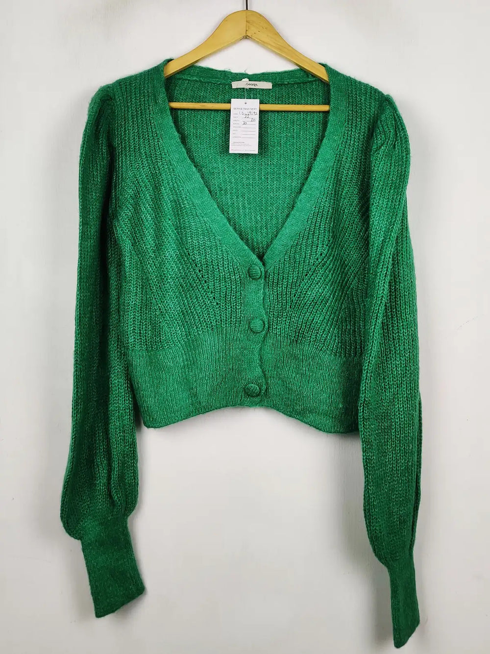 Buy online pre-used pre-loved 100% authentic & Original branded George (LS-19192) available in Pakistan. Top international brands avilable.