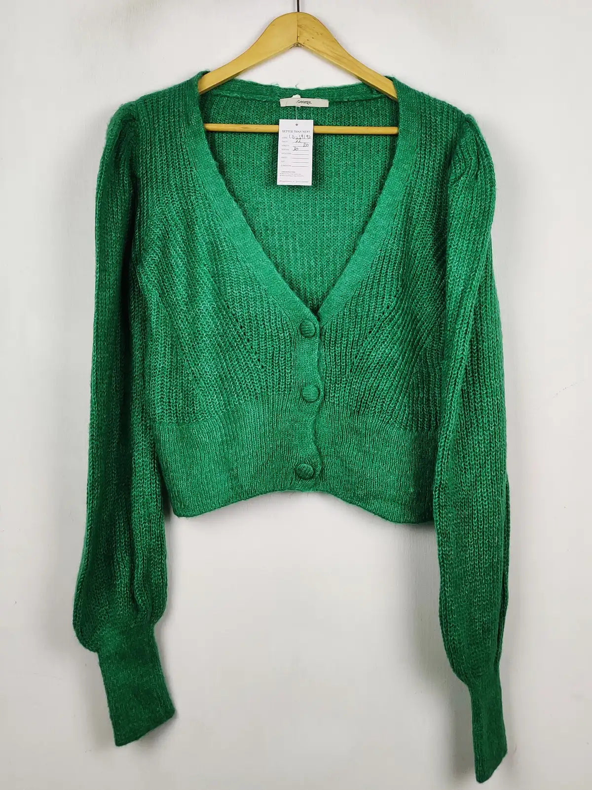 Buy online pre-used pre-loved 100% authentic & Original branded George (LS-19192) available in Pakistan. Top international brands avilable.