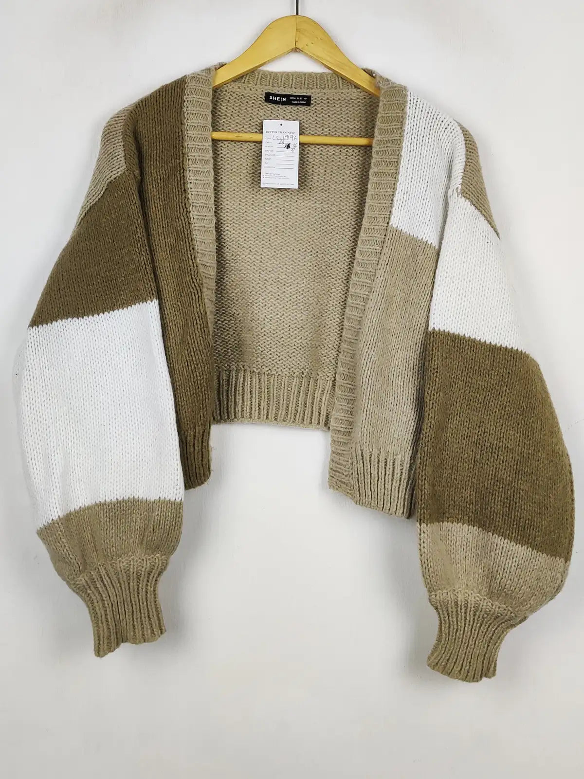 Buy online pre-used pre-loved 100% authentic & Original branded Shein (LS-19196) available in Pakistan. Top international brands avilable.