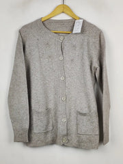 Buy online pre-used pre-loved 100% authentic & Original branded Unknown Brand (LS-19199) available in Pakistan. Top international brands avilable.