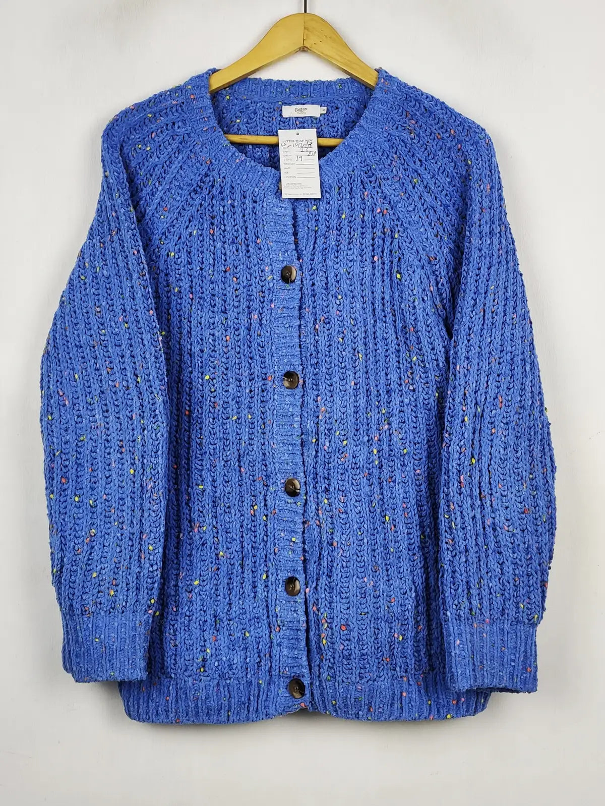 Buy online pre-used pre-loved 100% authentic & Original branded Cotton Traders (LS-19208) available in Pakistan. Top international brands avilable.
