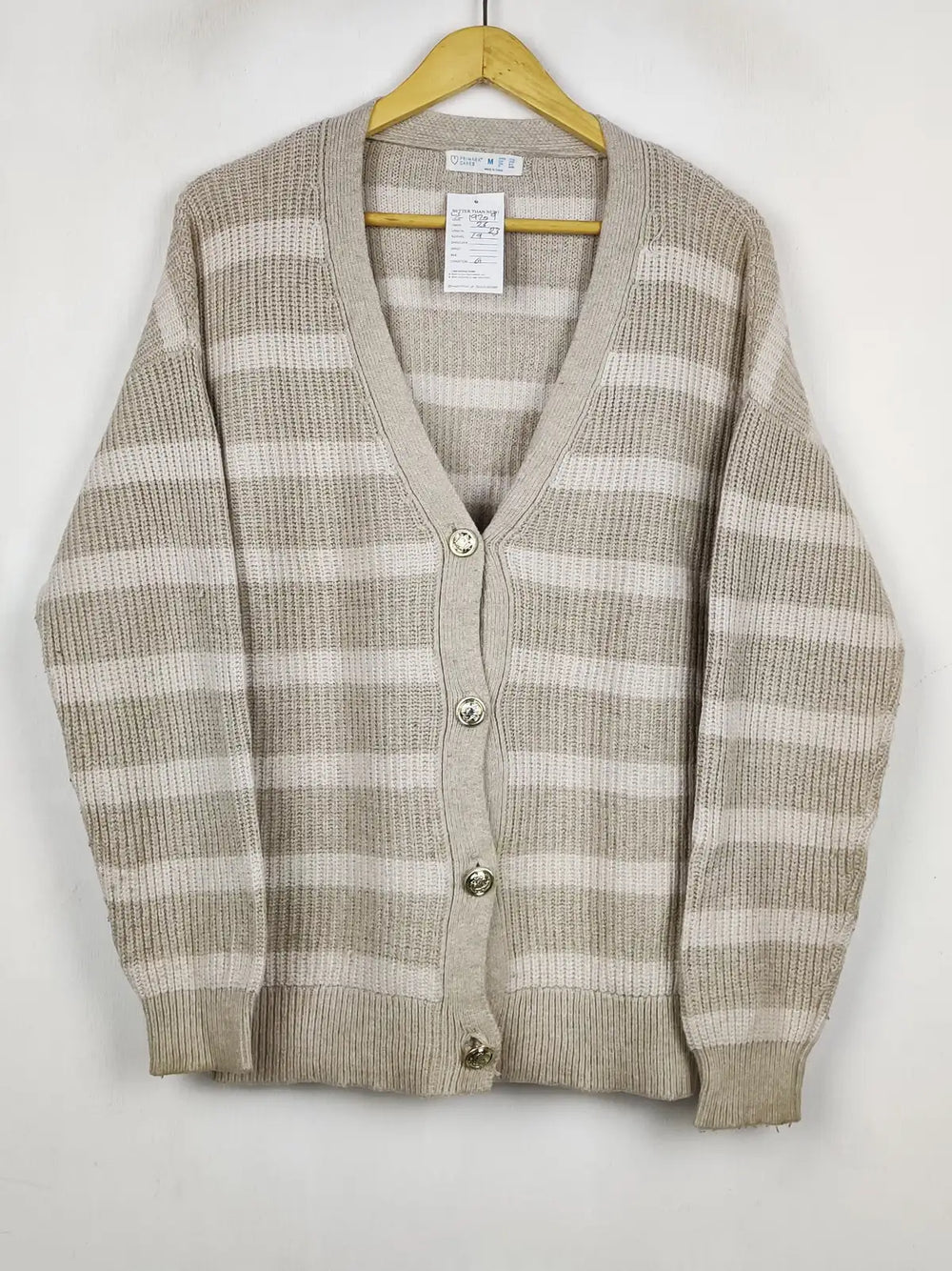 Buy online pre-used pre-loved 100% authentic & Original branded Primark (LS-19209) available in Pakistan. Top international brands avilable.