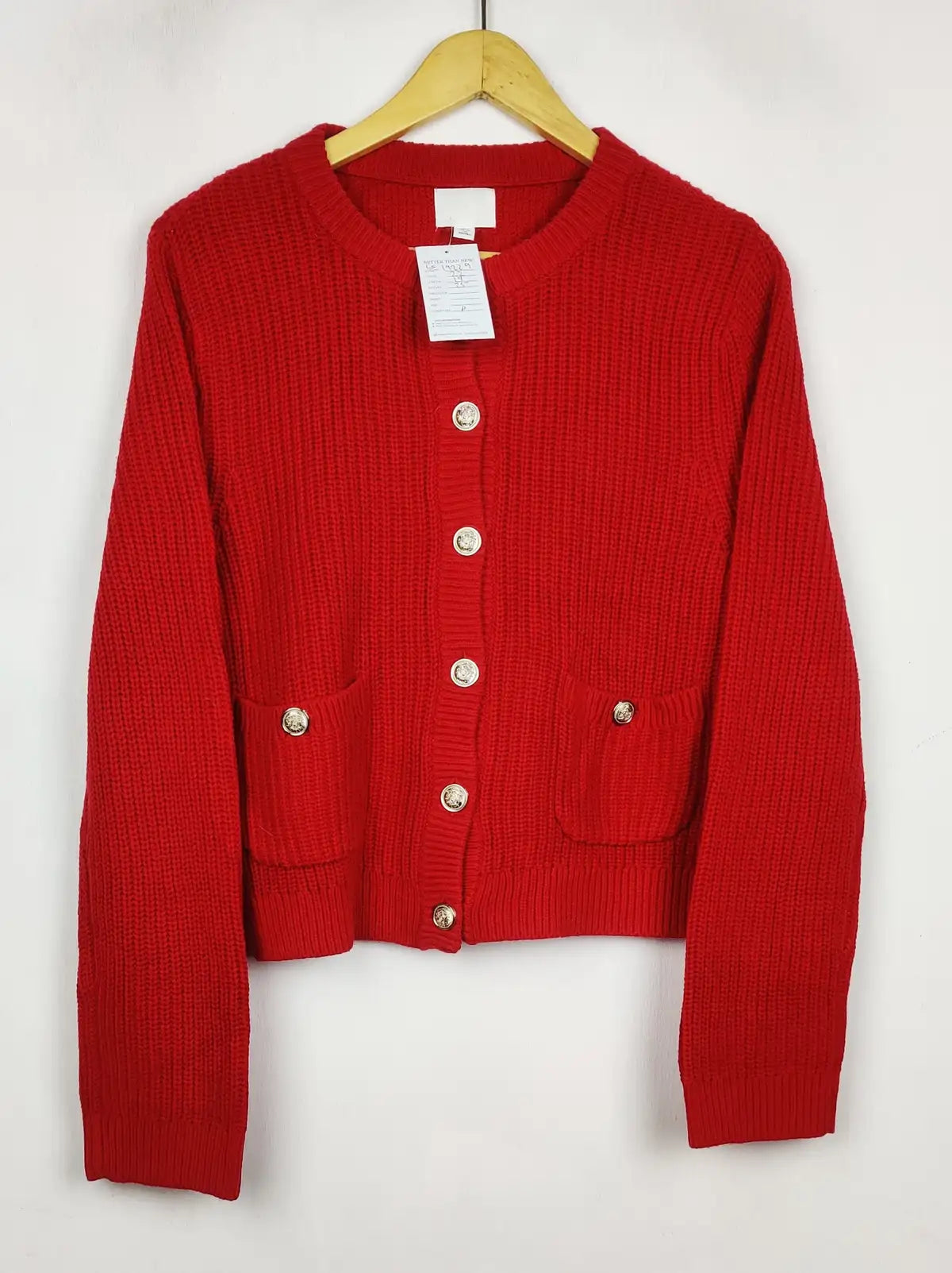 Buy online pre-used pre-loved 100% authentic & Original branded H&M (LS-19229) available in Pakistan. Top international brands avilable.