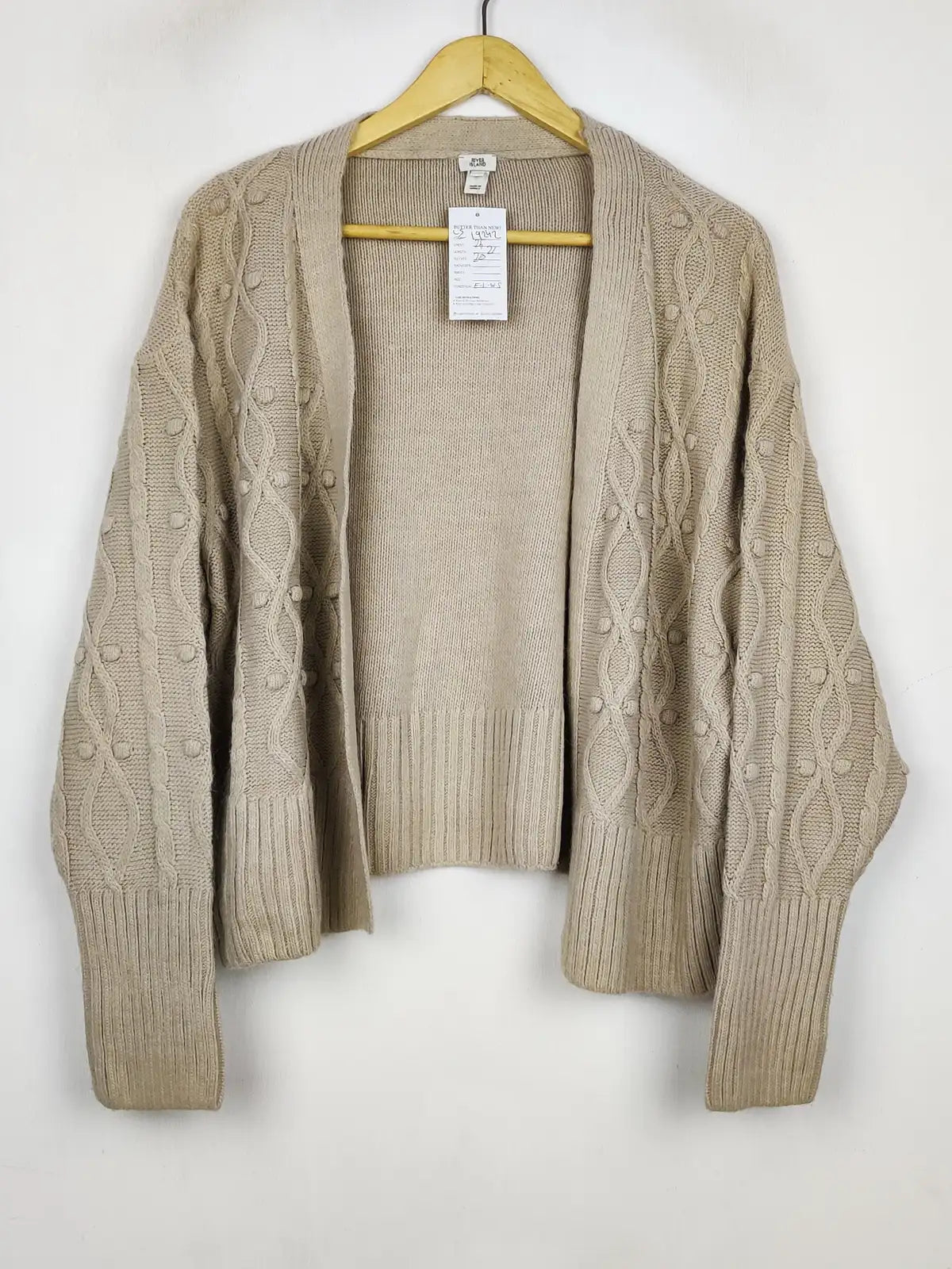Buy online pre-used pre-loved 100% authentic & Original branded River Island (LS-19242) available in Pakistan. Top international brands avilable.