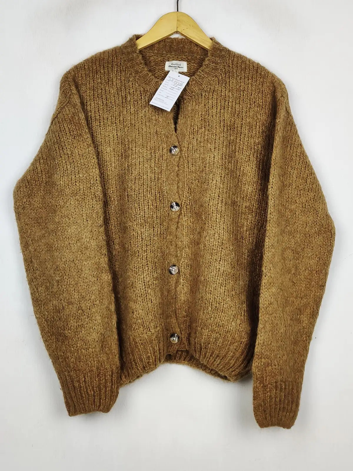 Buy online pre-used pre-loved 100% authentic & Original branded Hertford (LS-19253) available in Pakistan. Top international brands avilable.